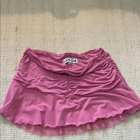 I AM GIASkirt - Picture 1 of 1